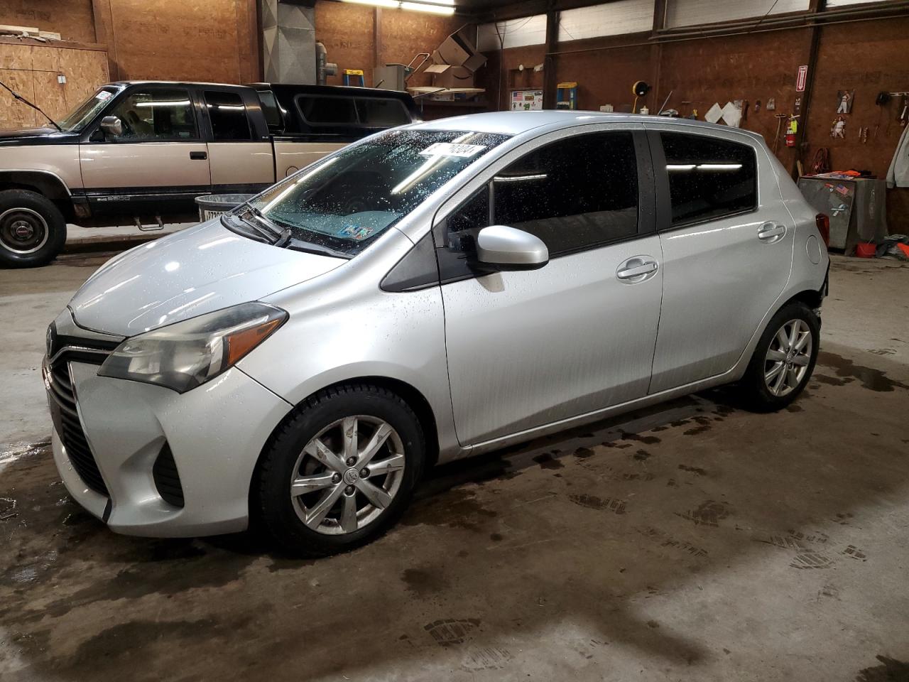 TOYOTA YARIS L 2017