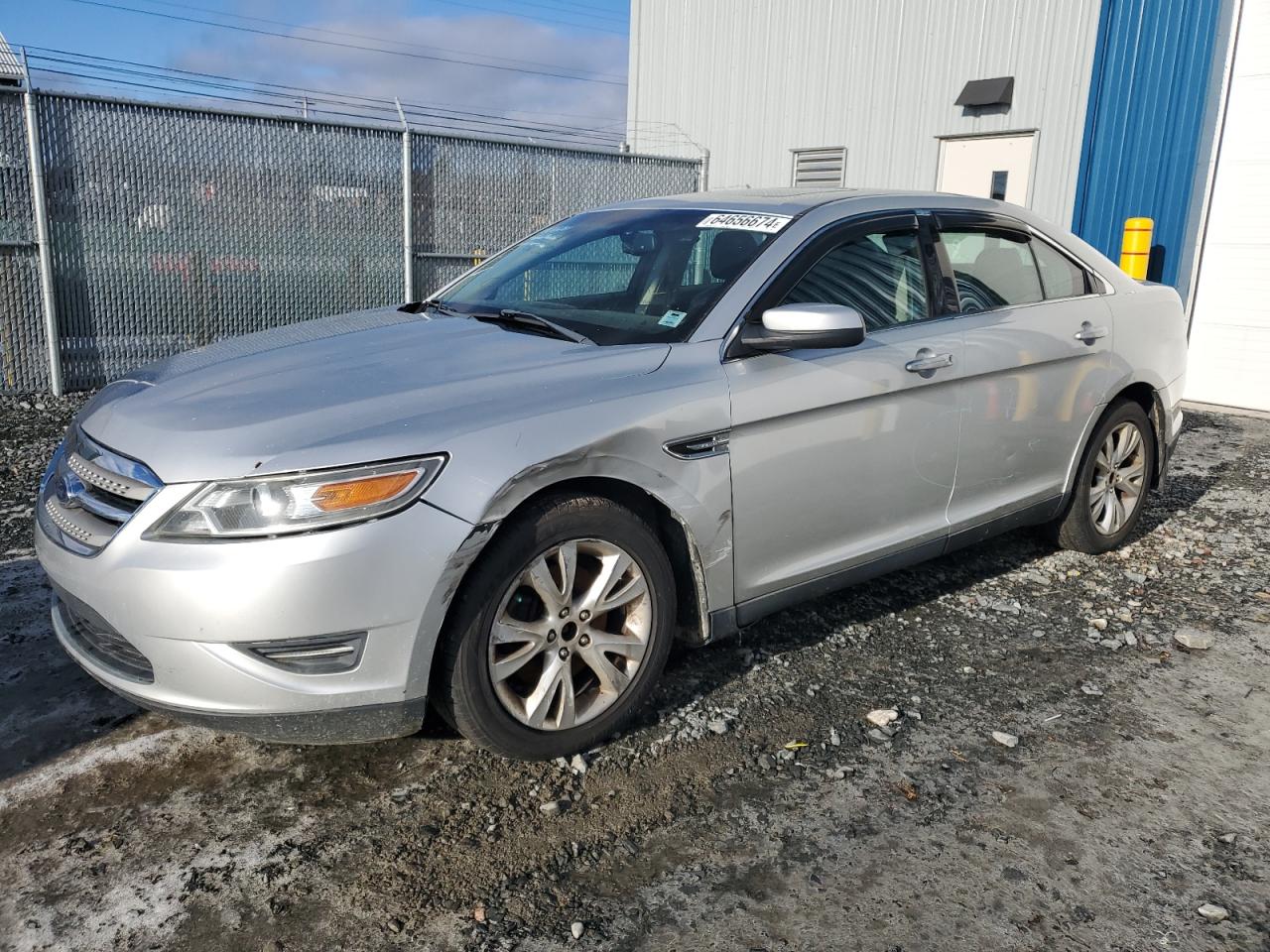 FORD TAURUS 2011