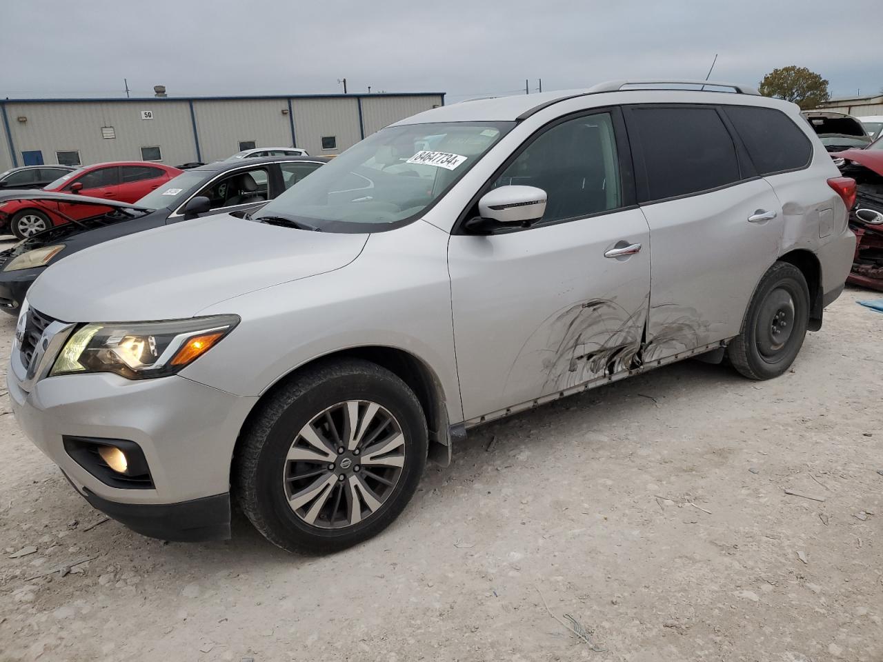 NISSAN PATHFINDER 2017