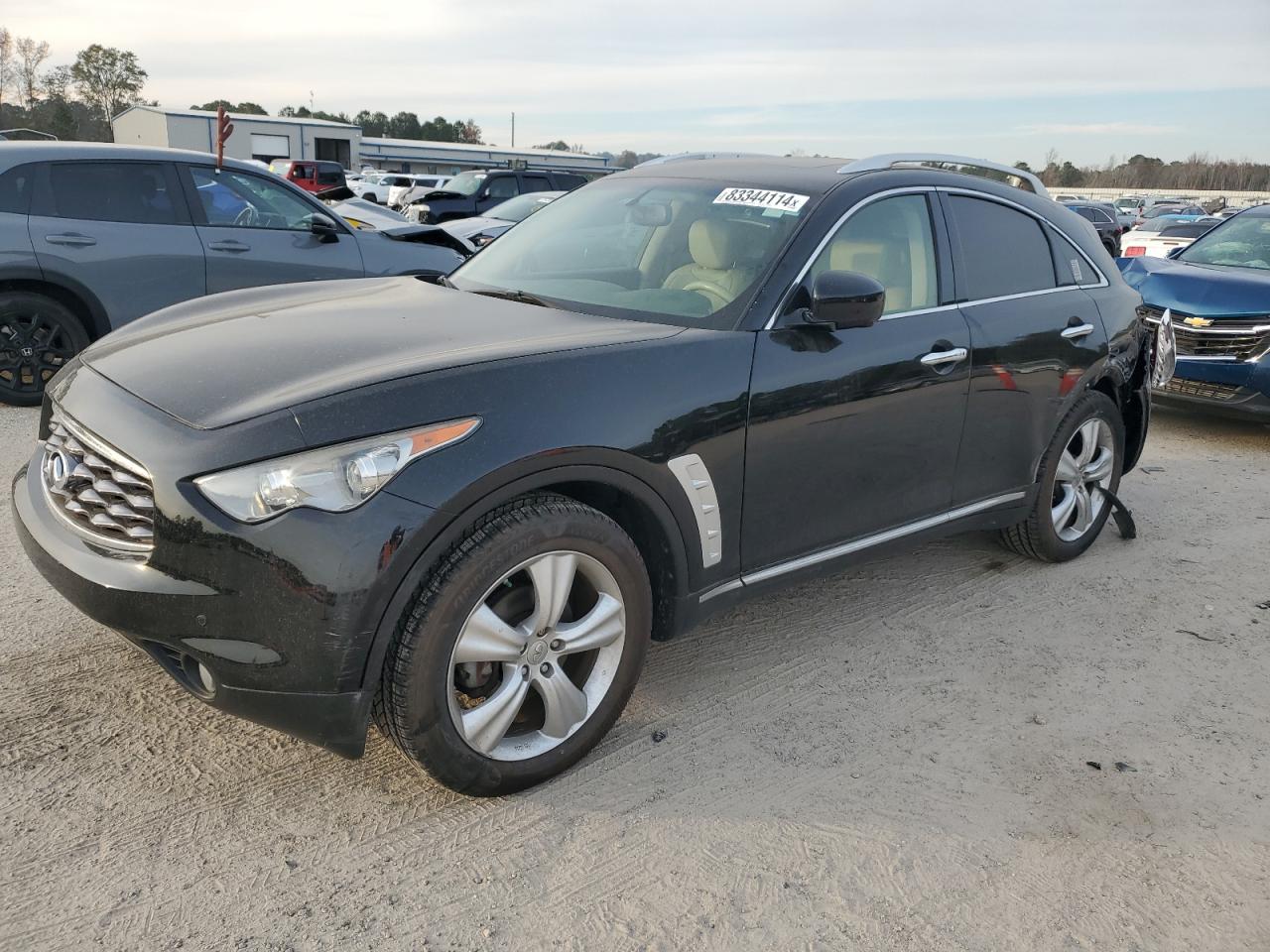 INFINITI FX35 2011
