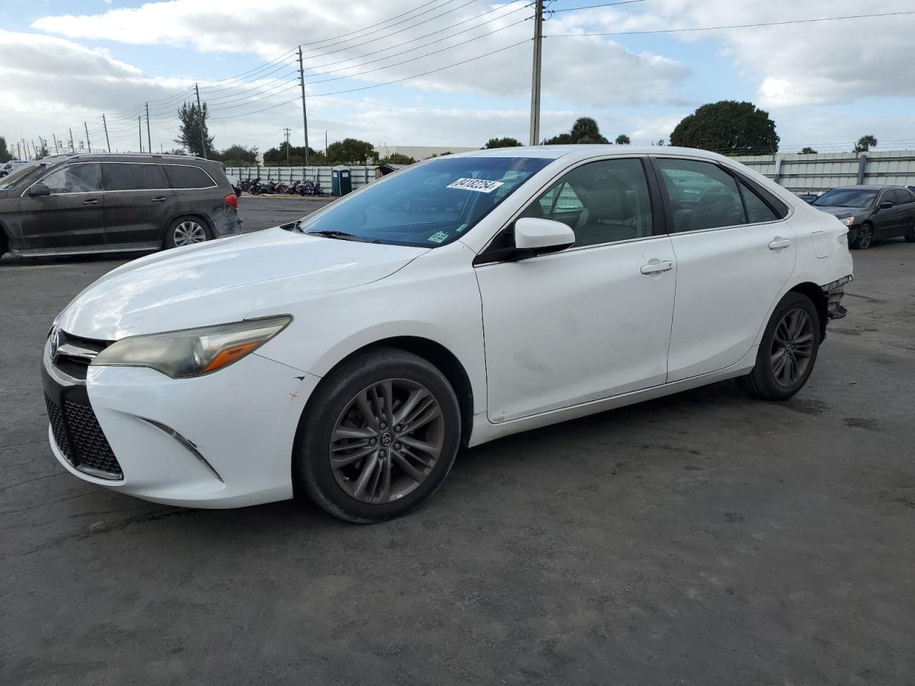 TOYOTA CAMRY LE 2017