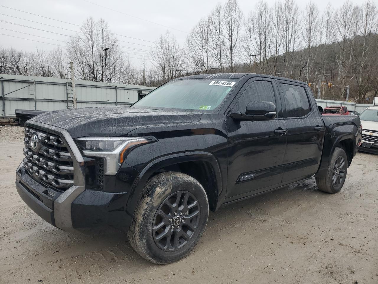 TOYOTA TUNDRA CRE 2022