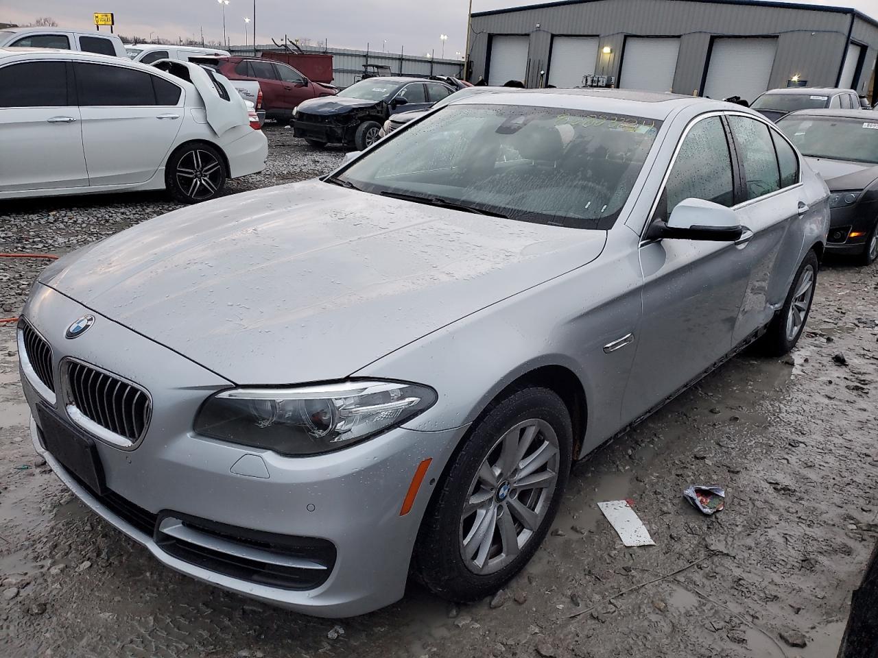BMW 528 XI 2014