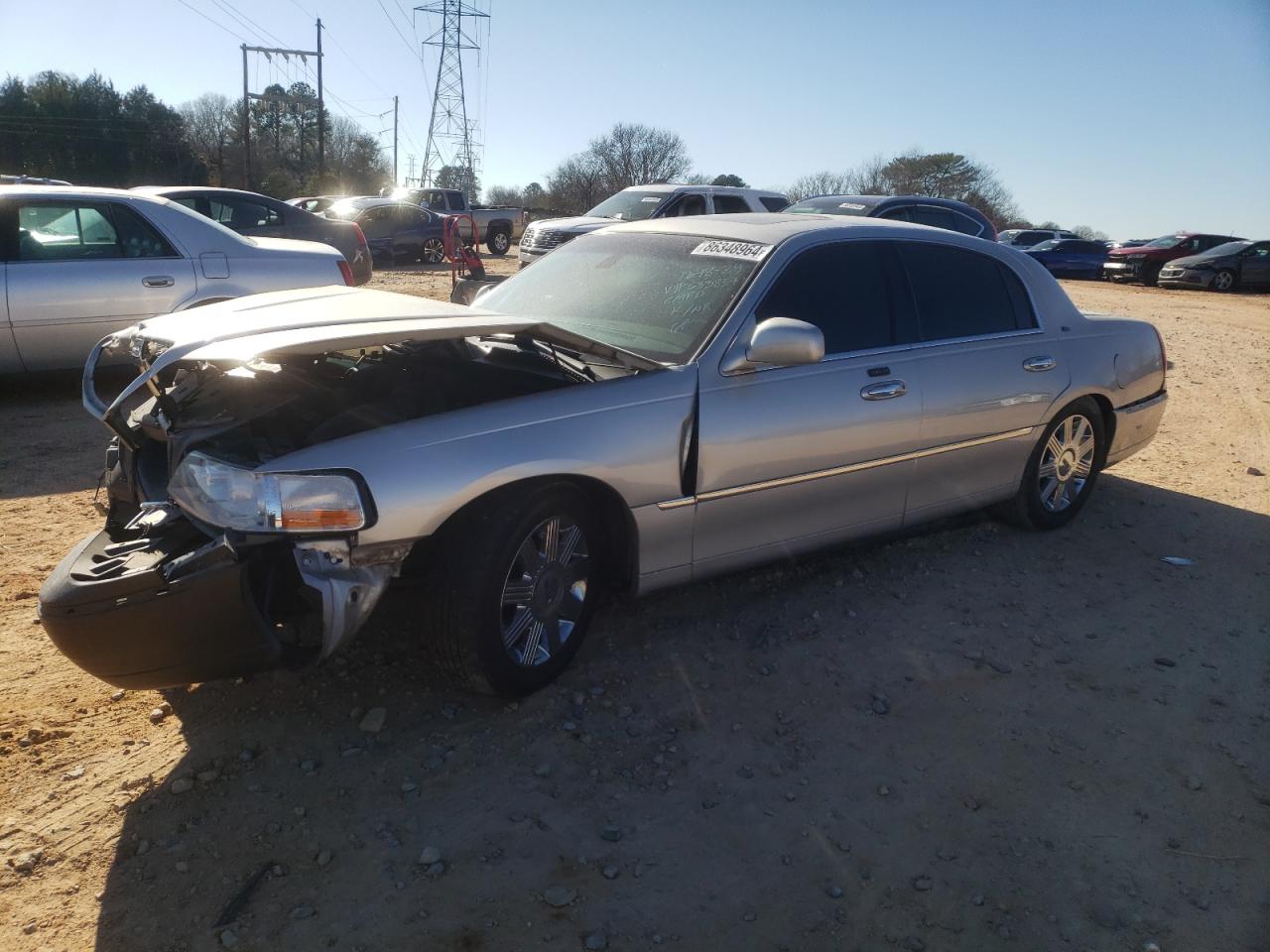 LINCOLN TOWN CAR C 2003