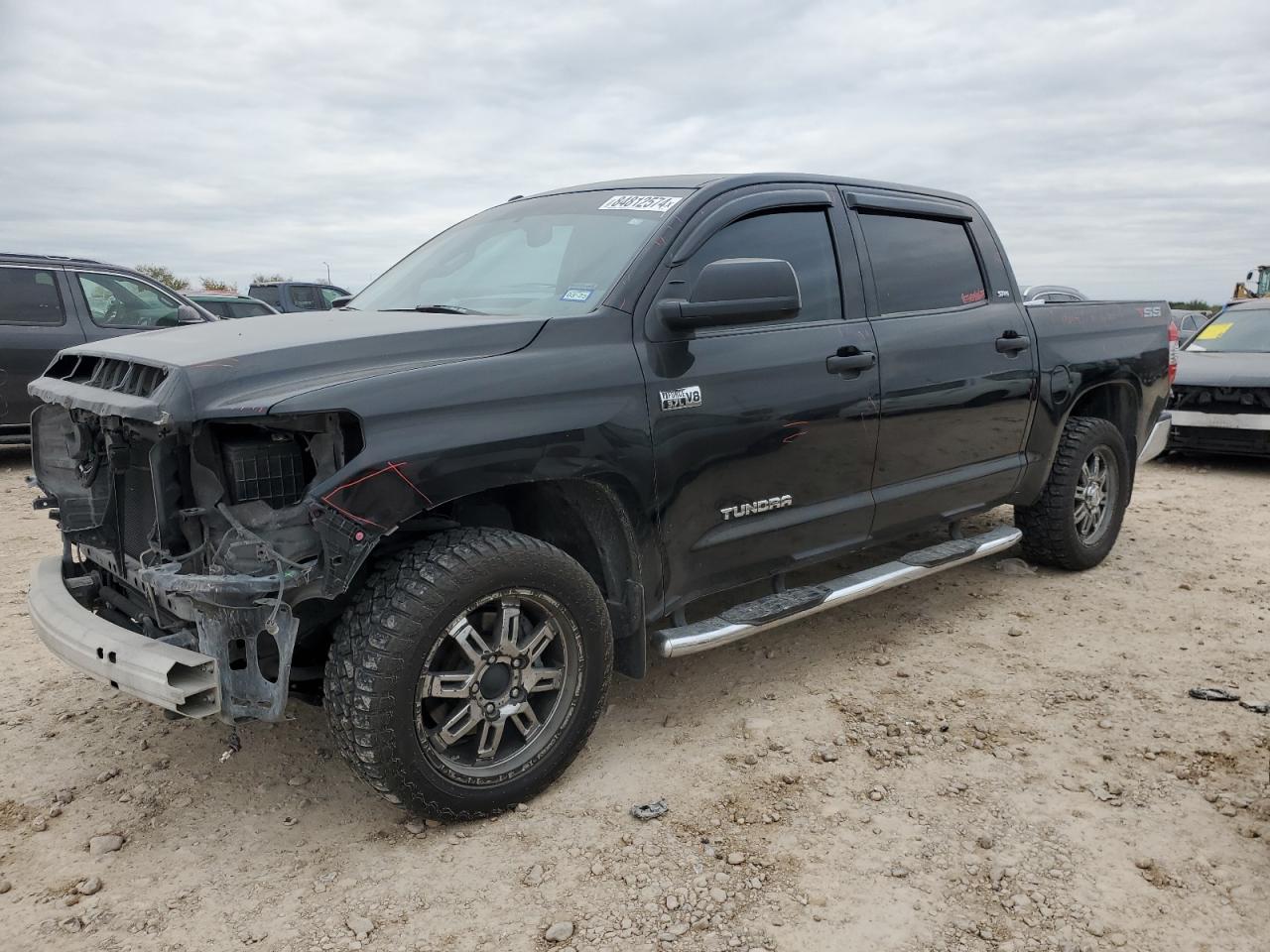 TOYOTA TUNDRA CRE 2015