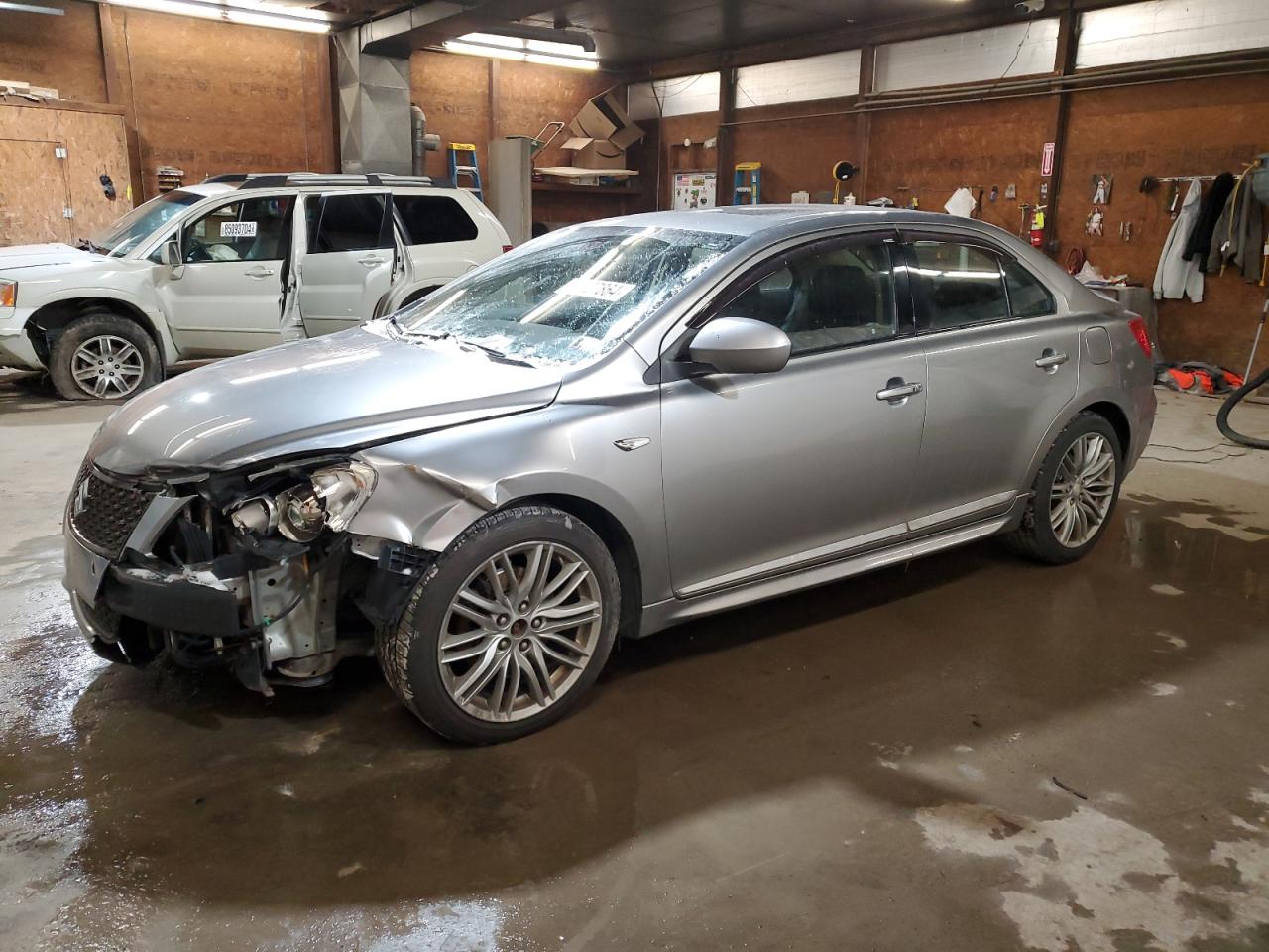 SUZUKI KIZASHI SP 2013