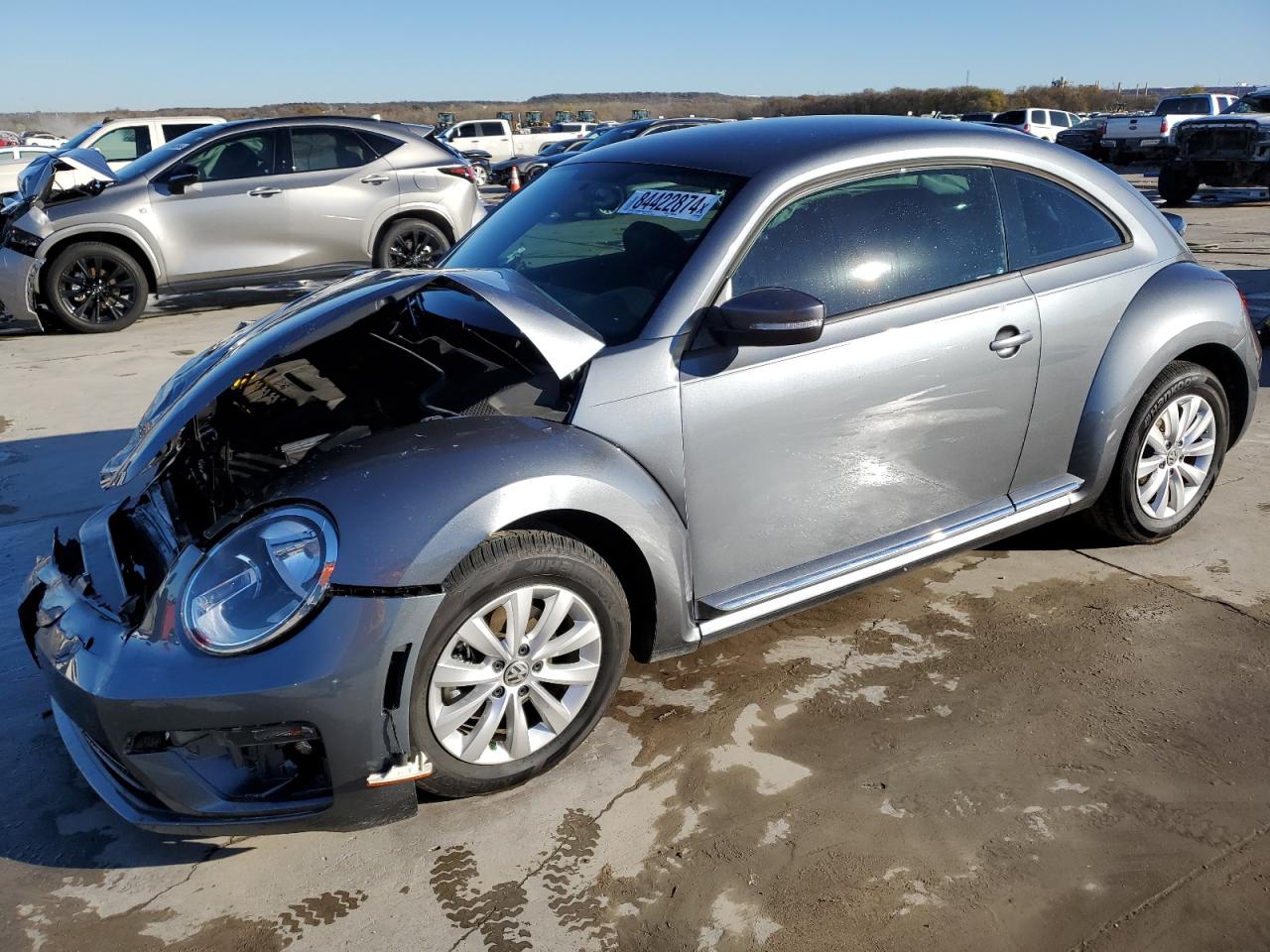 VOLKSWAGEN BEETLE S 2019