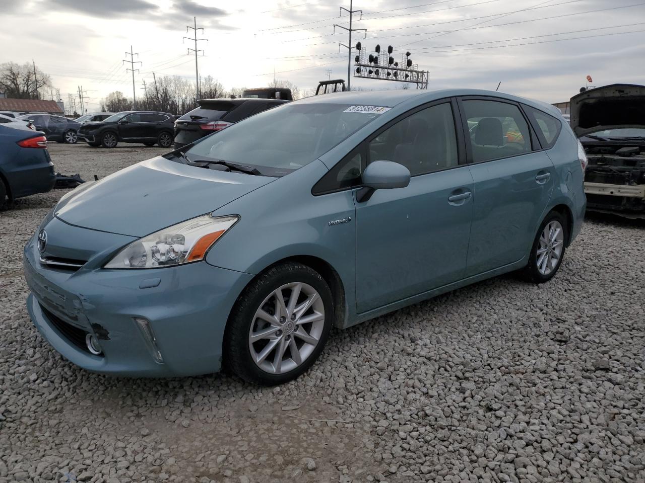 TOYOTA PRIUS V 2014