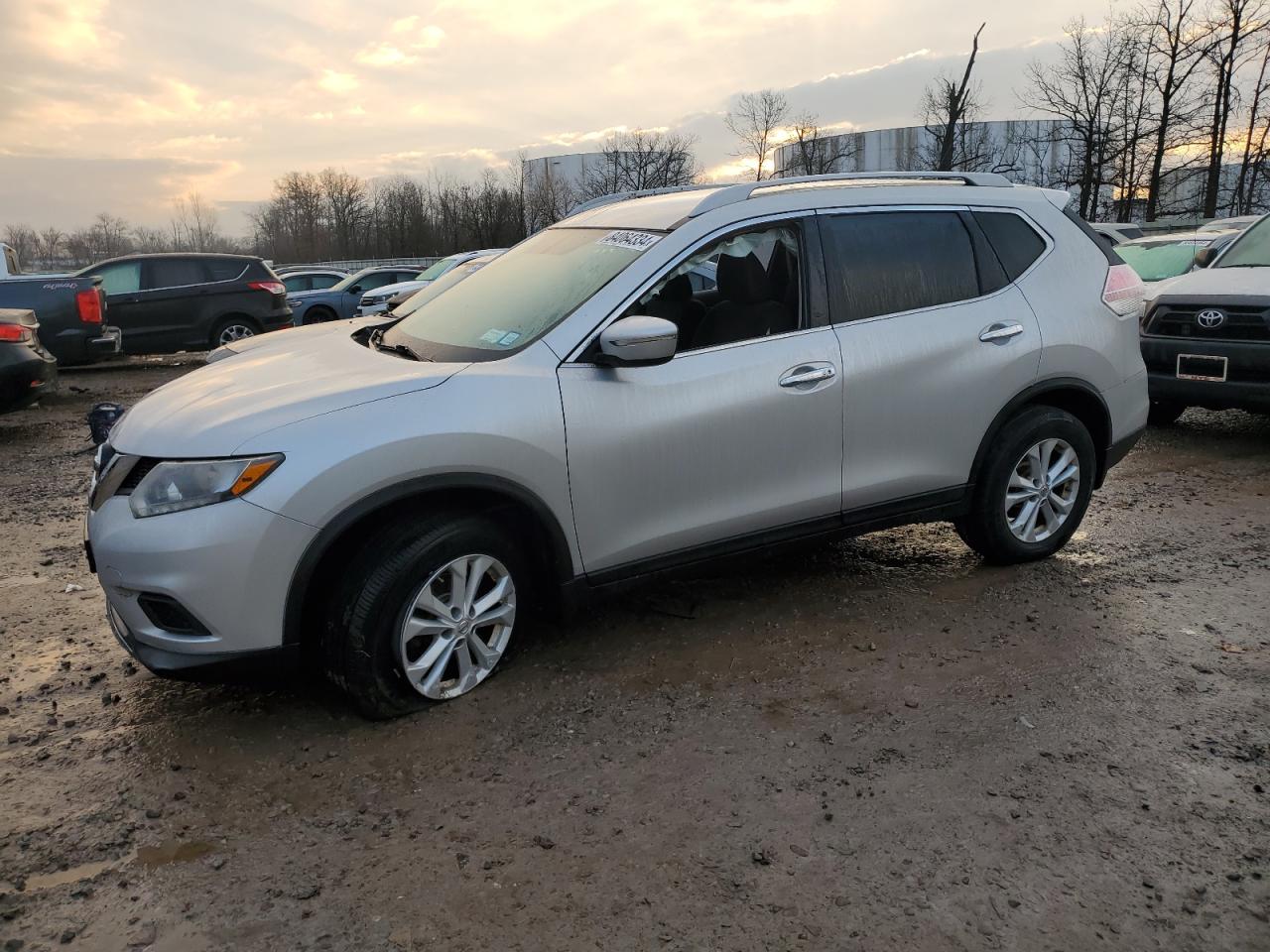 NISSAN ROGUE S 2014