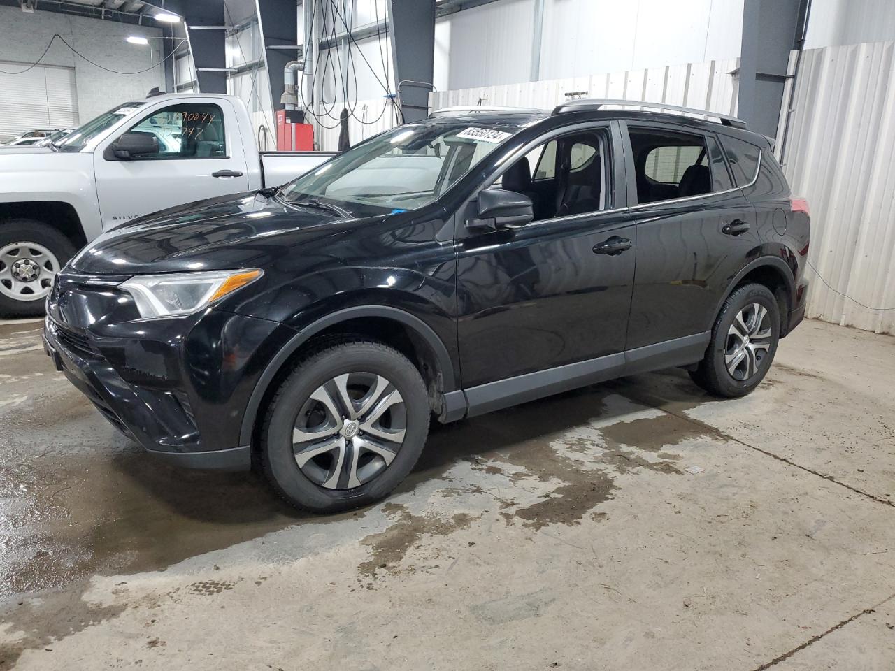 TOYOTA RAV4 LE 2018