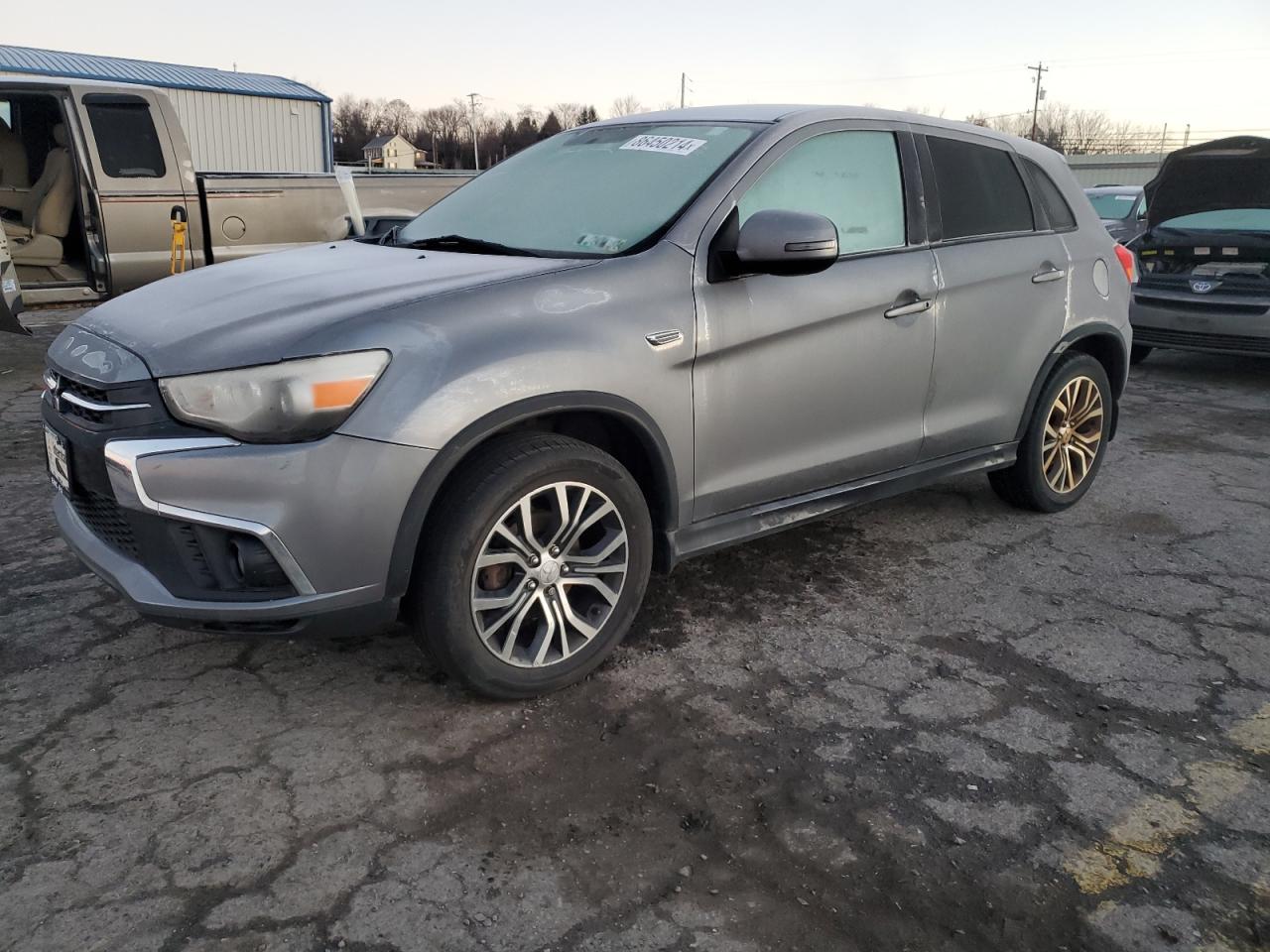 MITSUBISHI OUTLANDER 2018