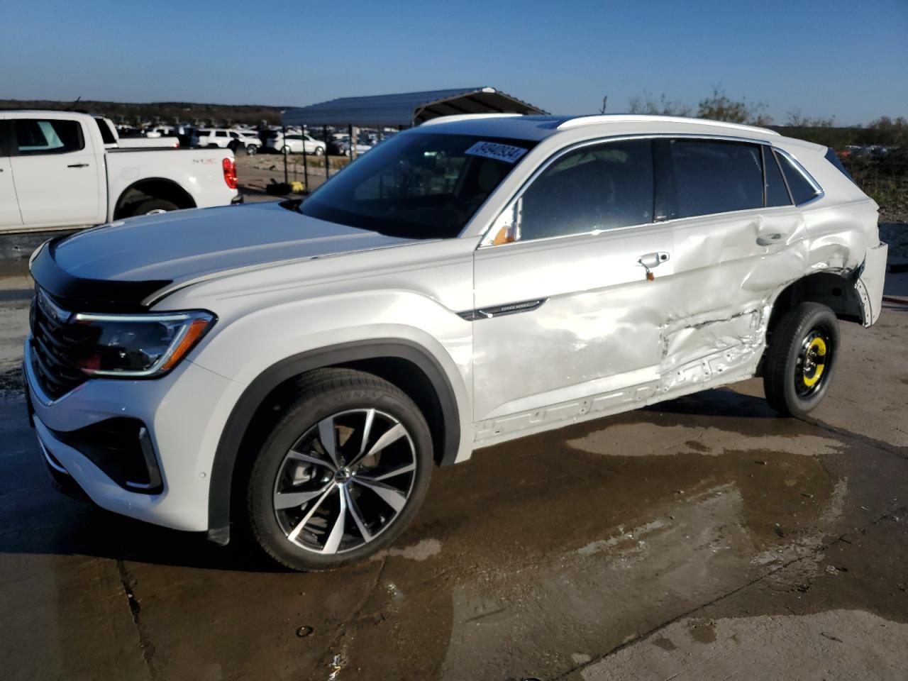 VOLKSWAGEN ATLAS CROS 2024
