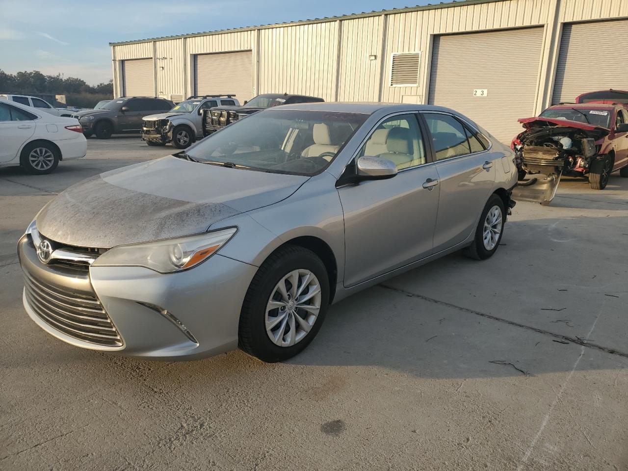 TOYOTA CAMRY LE 2015