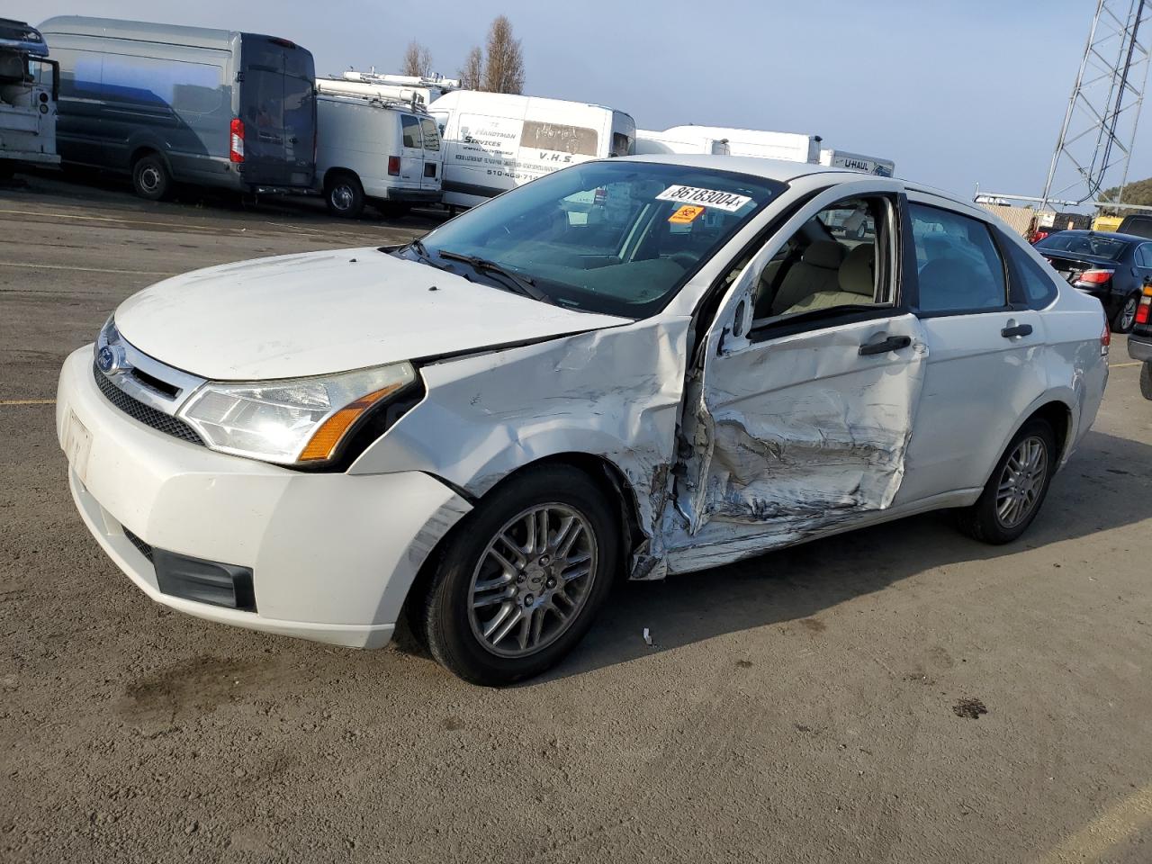 FORD FOCUS SE 2010
