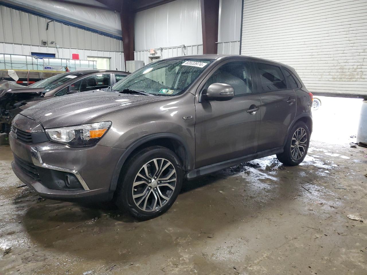 MITSUBISHI OUTLANDER 2017