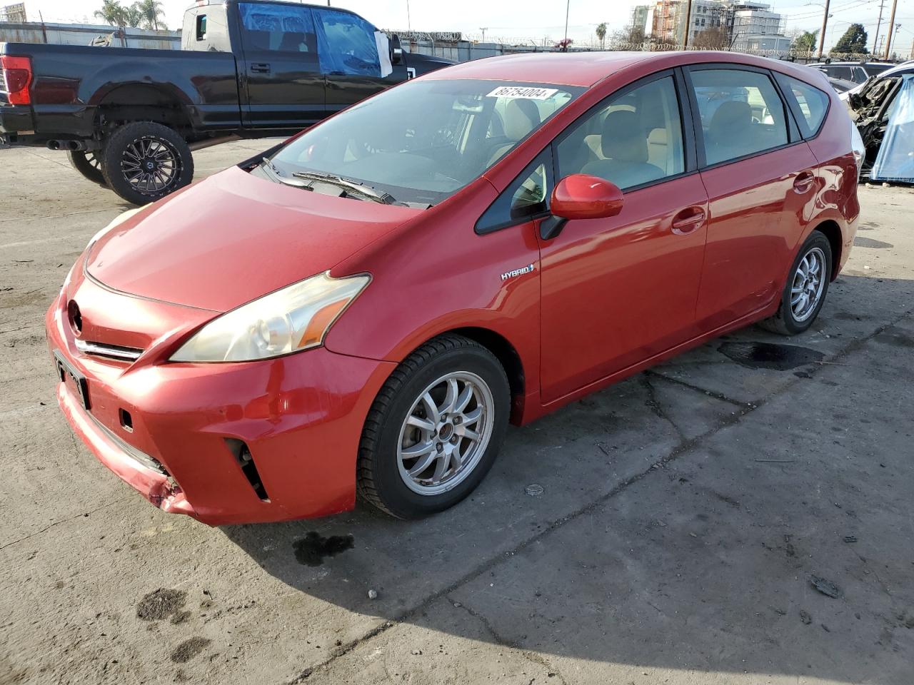 TOYOTA PRIUS V 2013