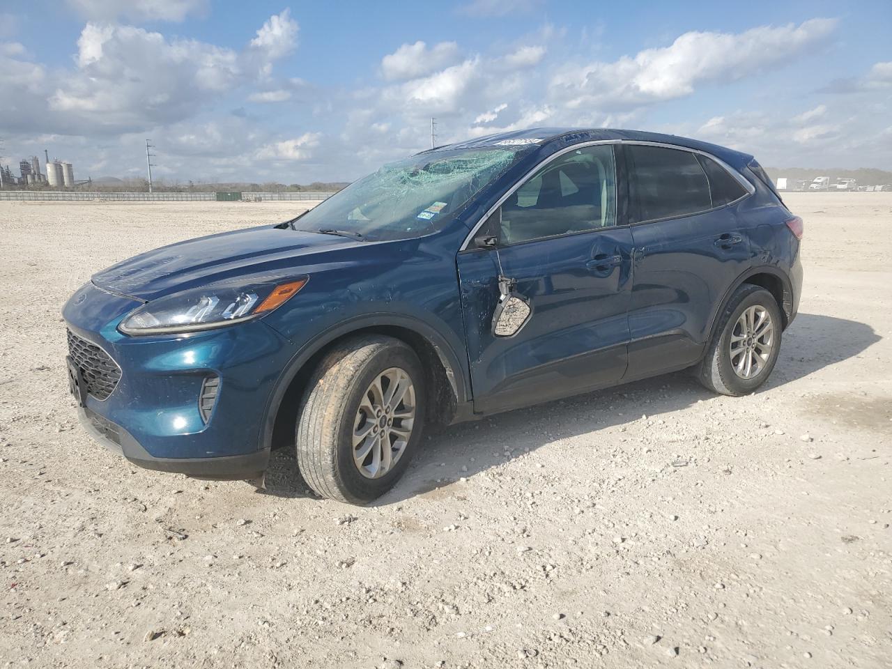 FORD ESCAPE SE 2020