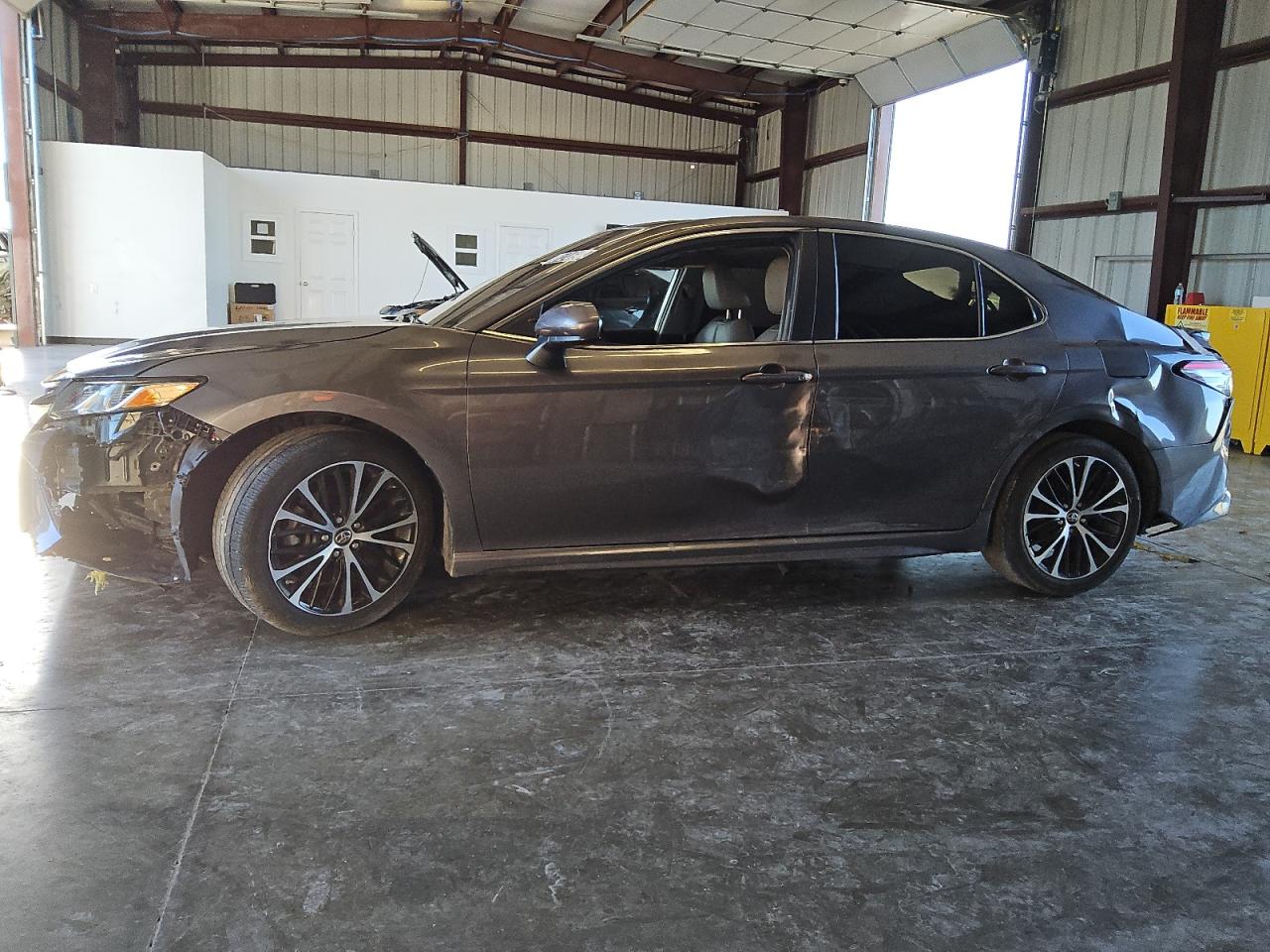 TOYOTA CAMRY L 2018