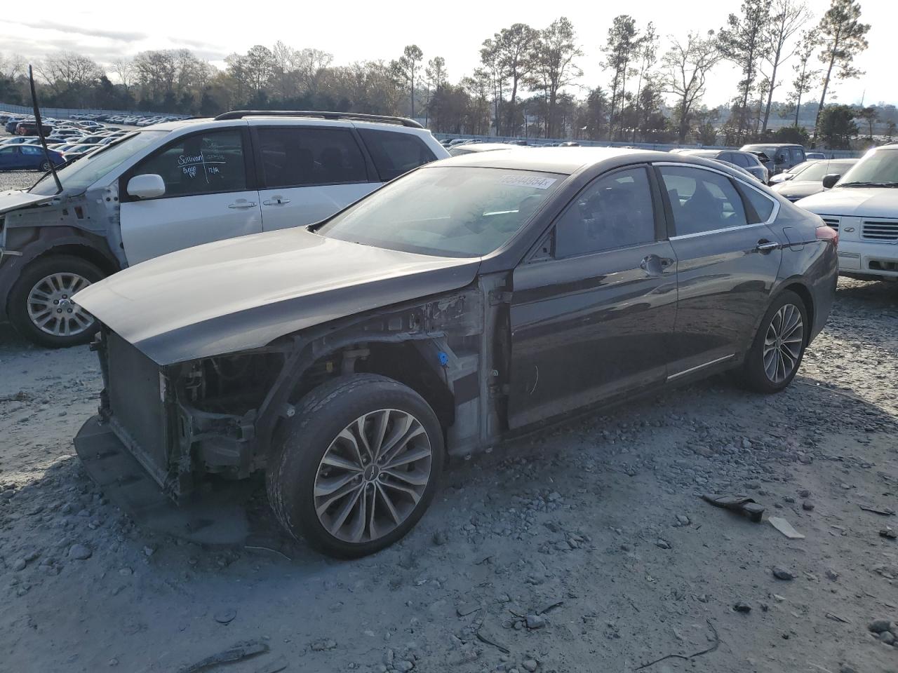 HYUNDAI GENESIS 3. 2016