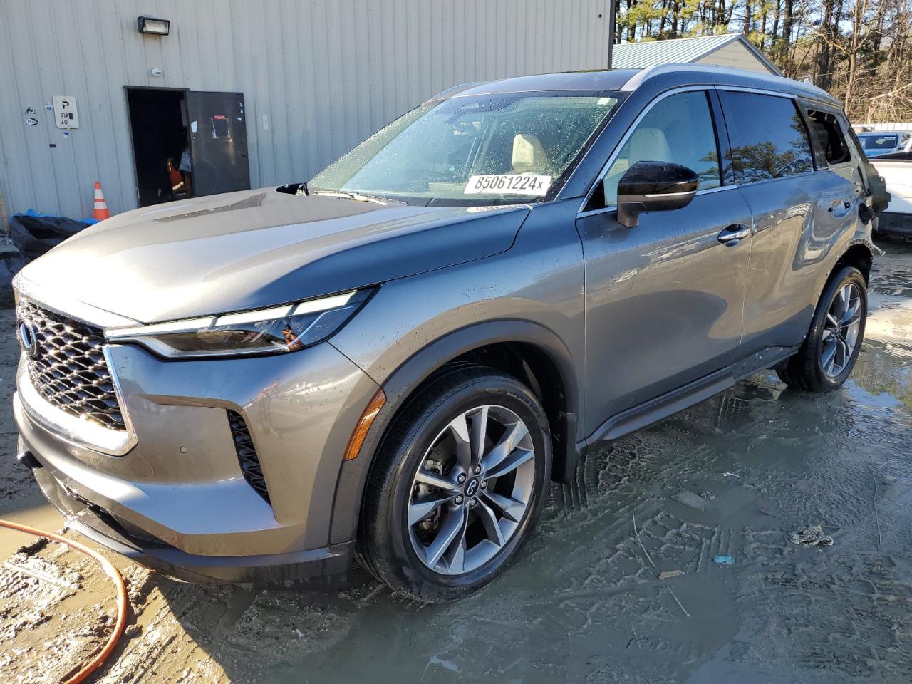 INFINITI QX60 LUXE 2023