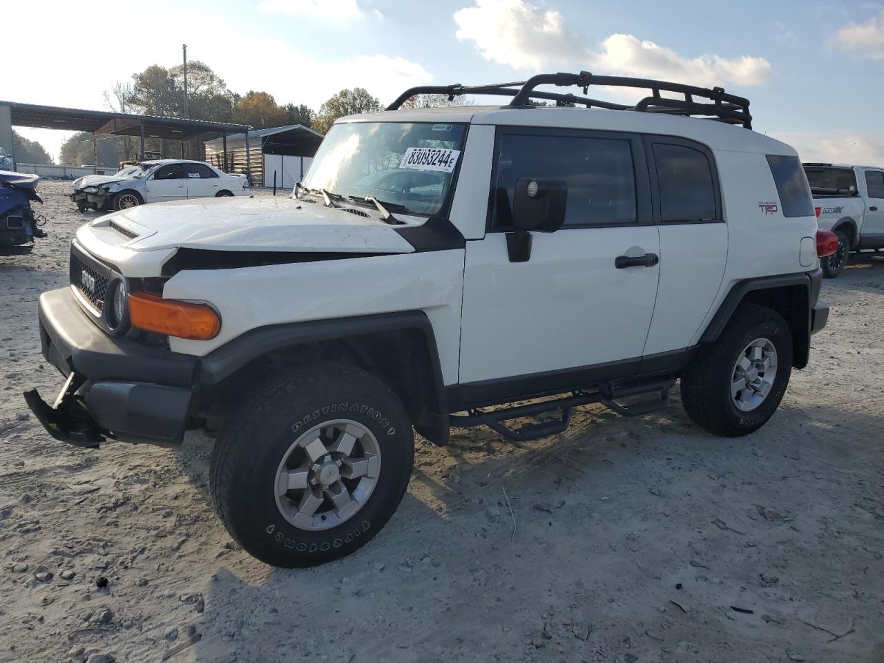 TOYOTA FJ CRUISER 2011