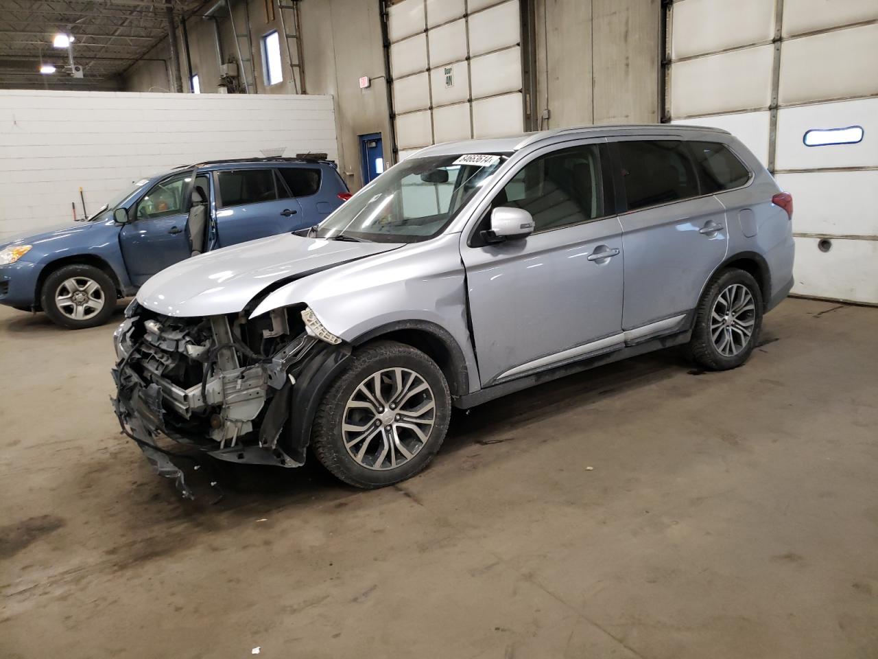 MITSUBISHI OUTLANDER 2017