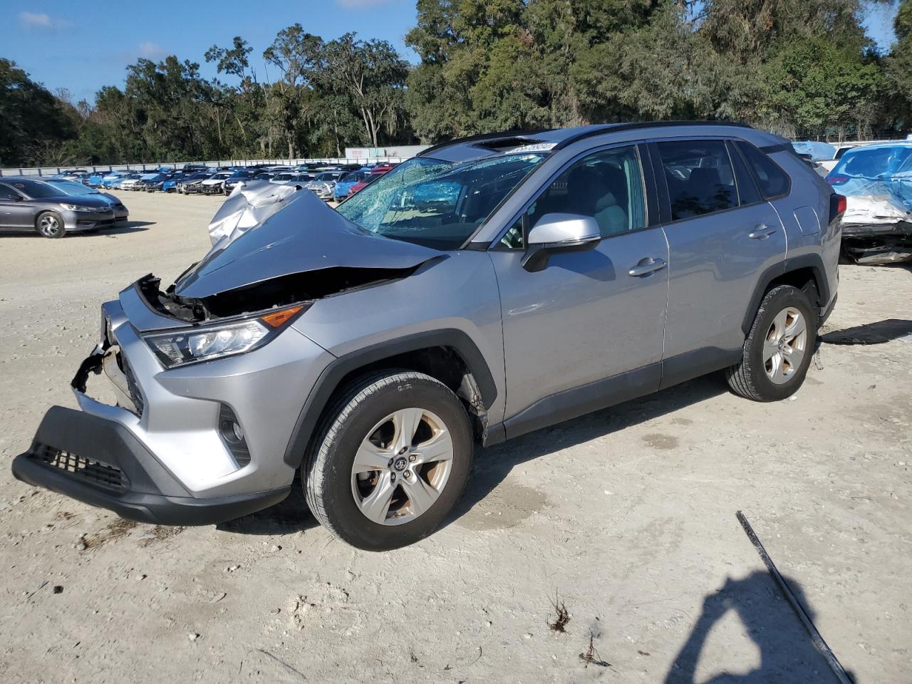 TOYOTA RAV4 XLE 2021
