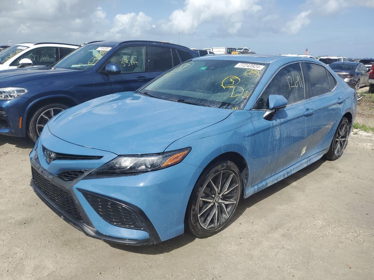 TOYOTA CAMRY SE N 2023