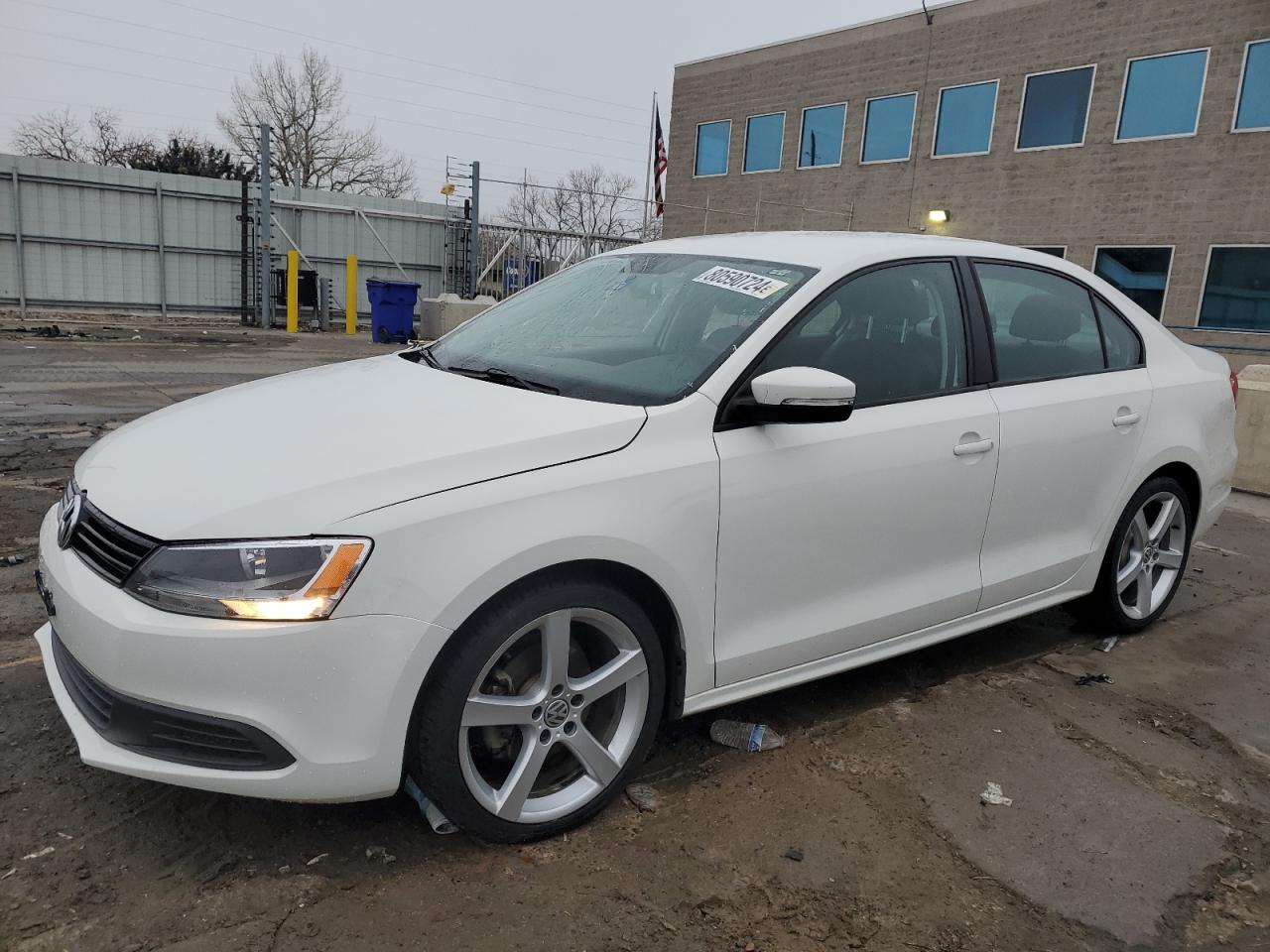 VOLKSWAGEN JETTA SE 2011