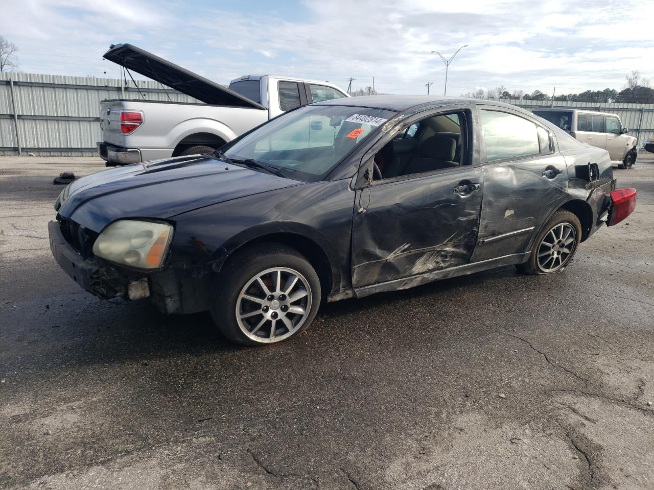 MITSUBISHI GALANT ES 2004