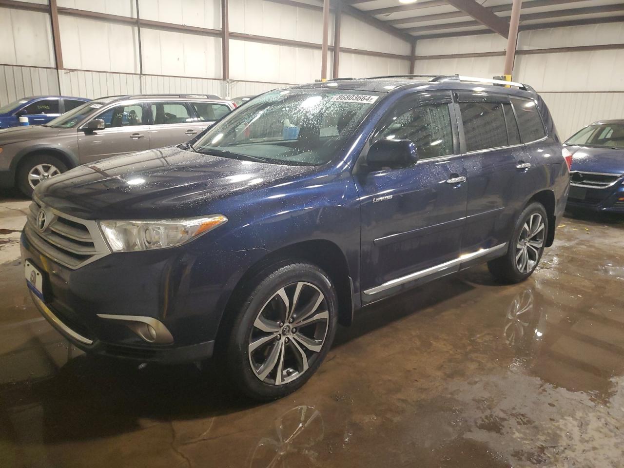 TOYOTA HIGHLANDER 2012