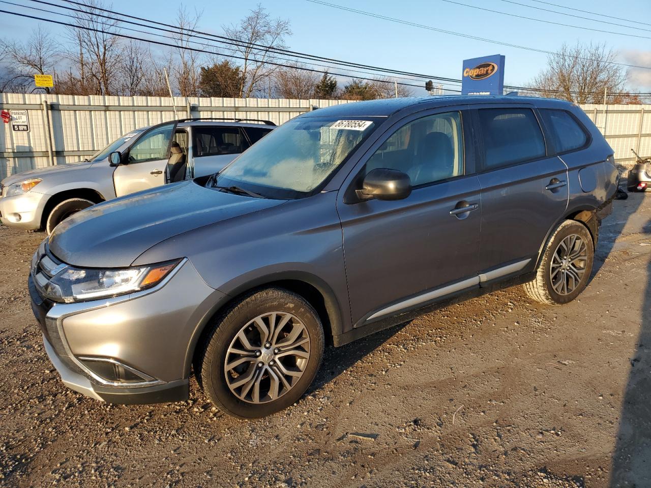 MITSUBISHI OUTLANDER 2018