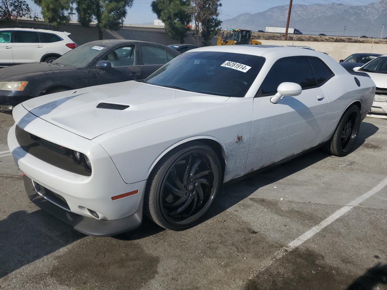 DODGE CHALLENGER 2015