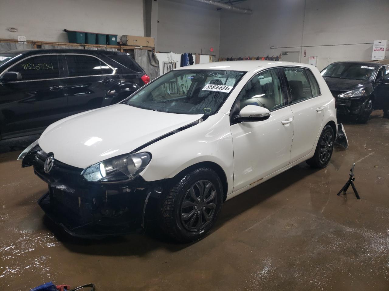 VOLKSWAGEN GOLF 2013