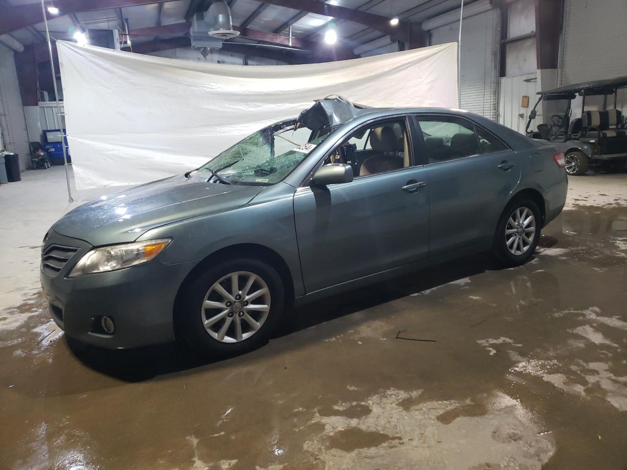 TOYOTA CAMRY BASE 2011
