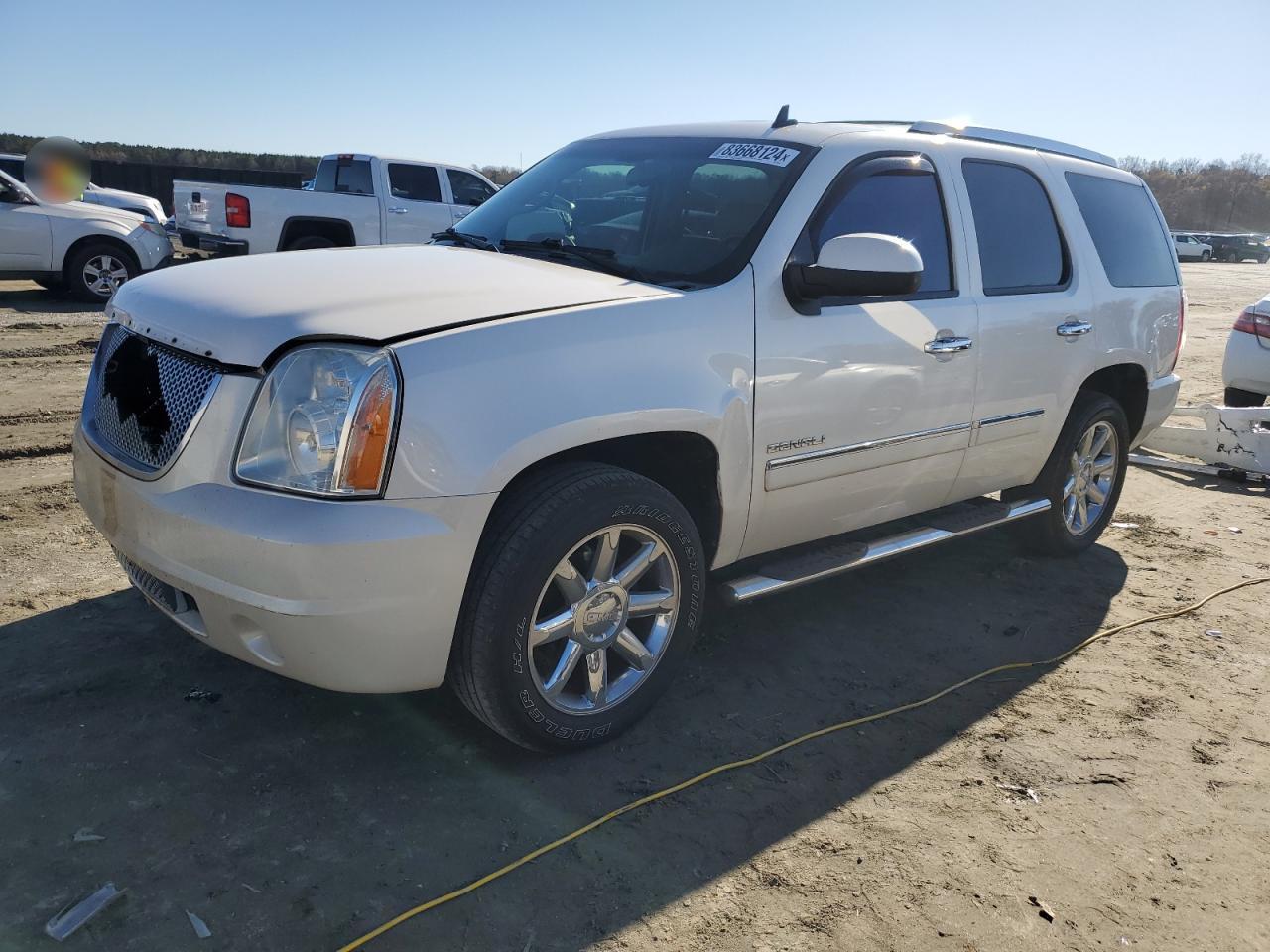GMC YUKON DENA 2013