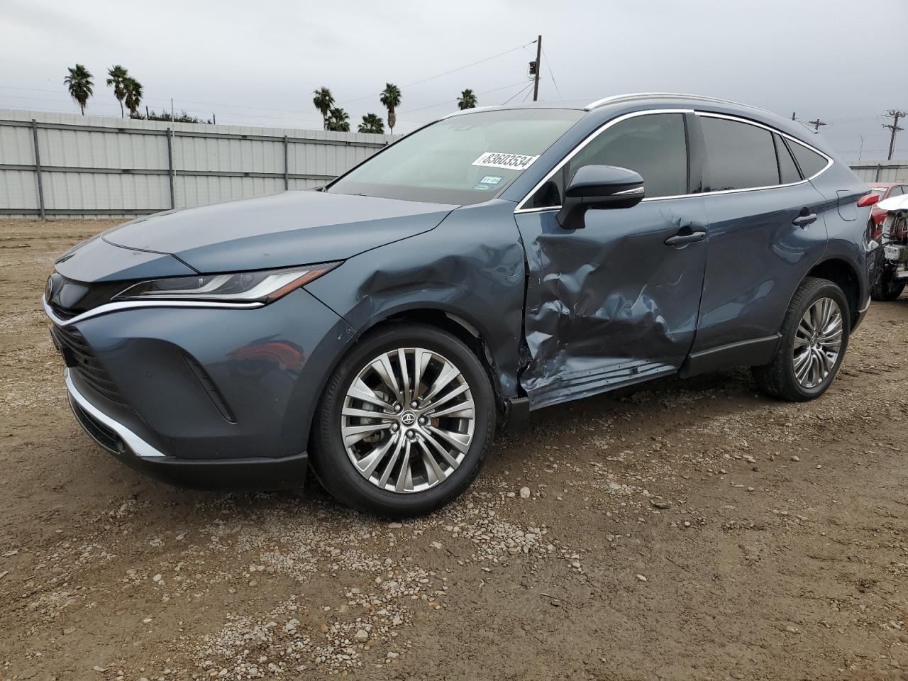 TOYOTA VENZA LE 2022