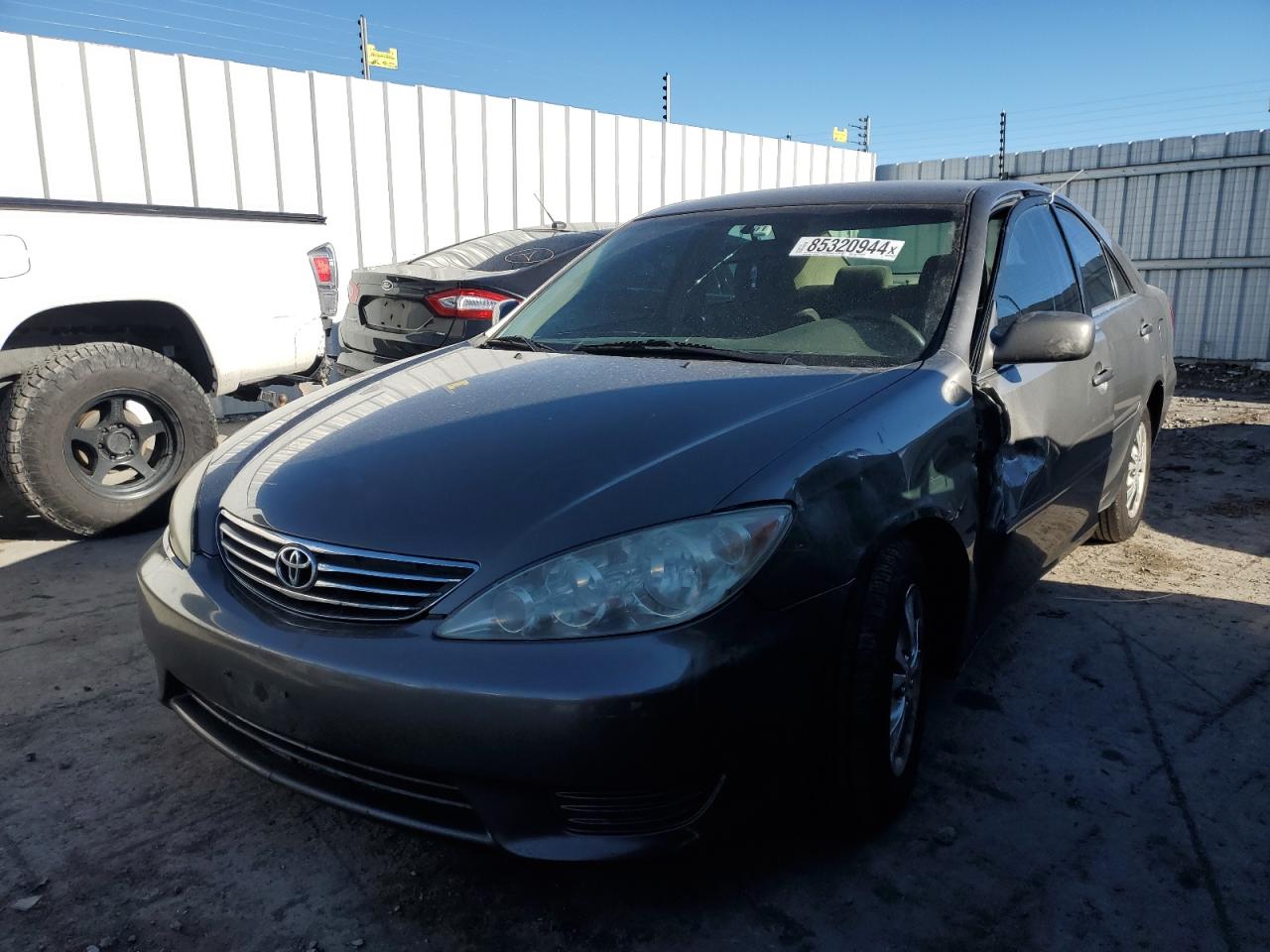 TOYOTA CAMRY LE 2005
