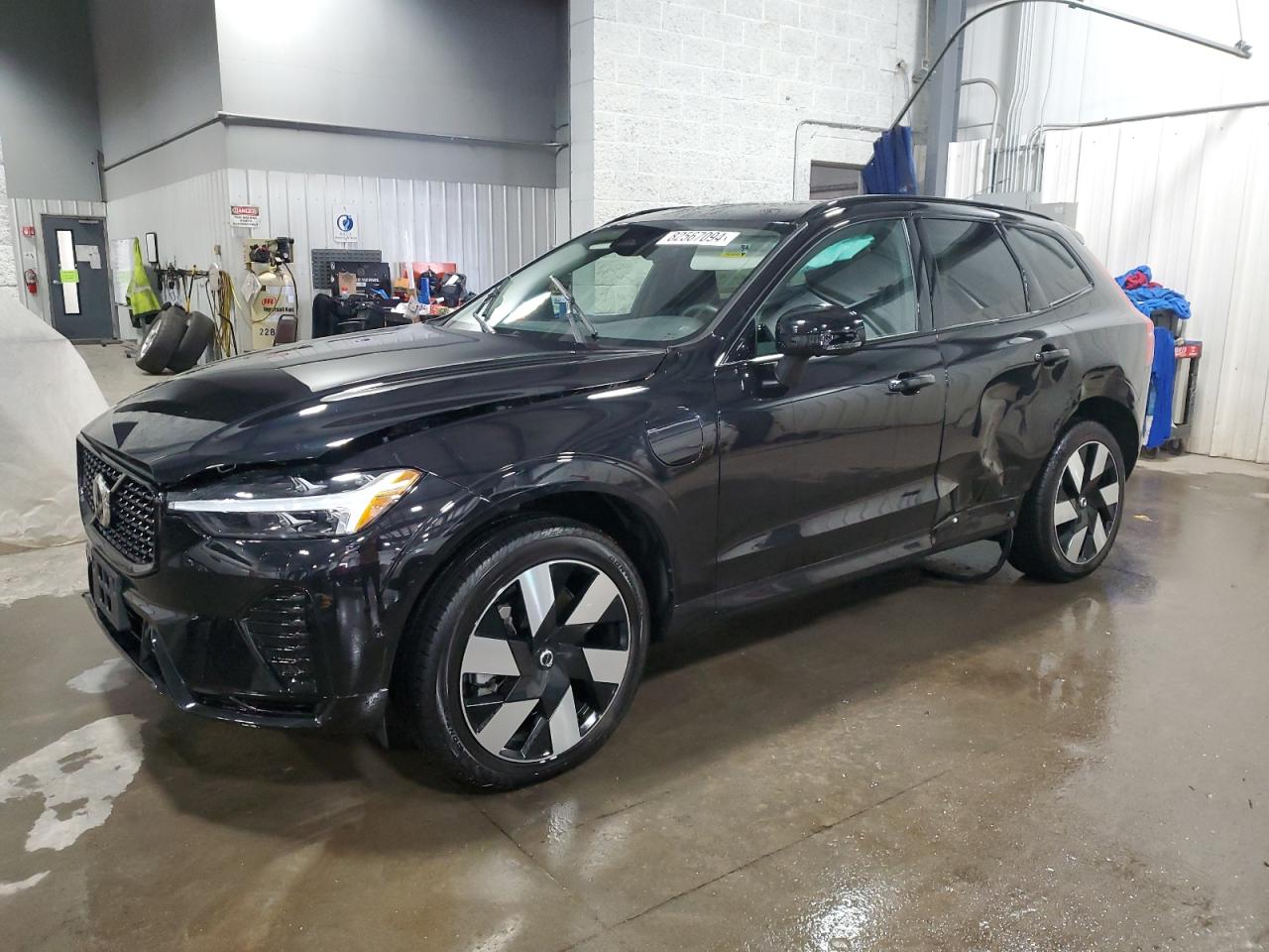 VOLVO XC60 PLUS 2024