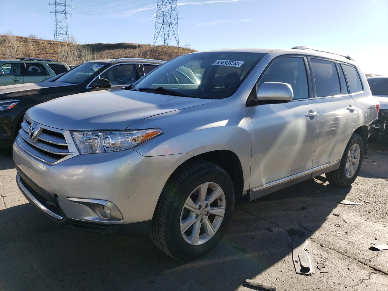 TOYOTA HIGHLANDER 2011
