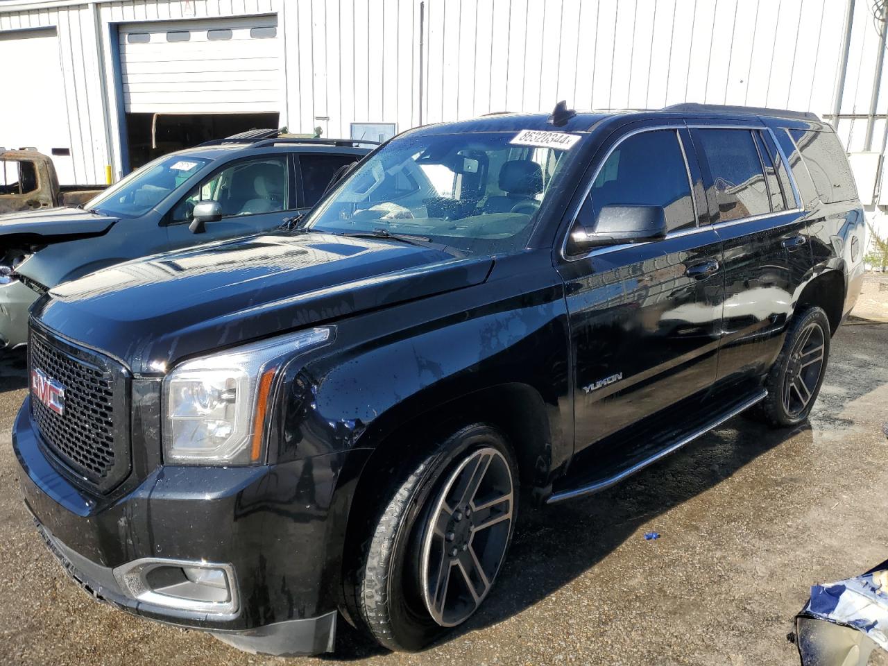 GMC YUKON SLT 2017