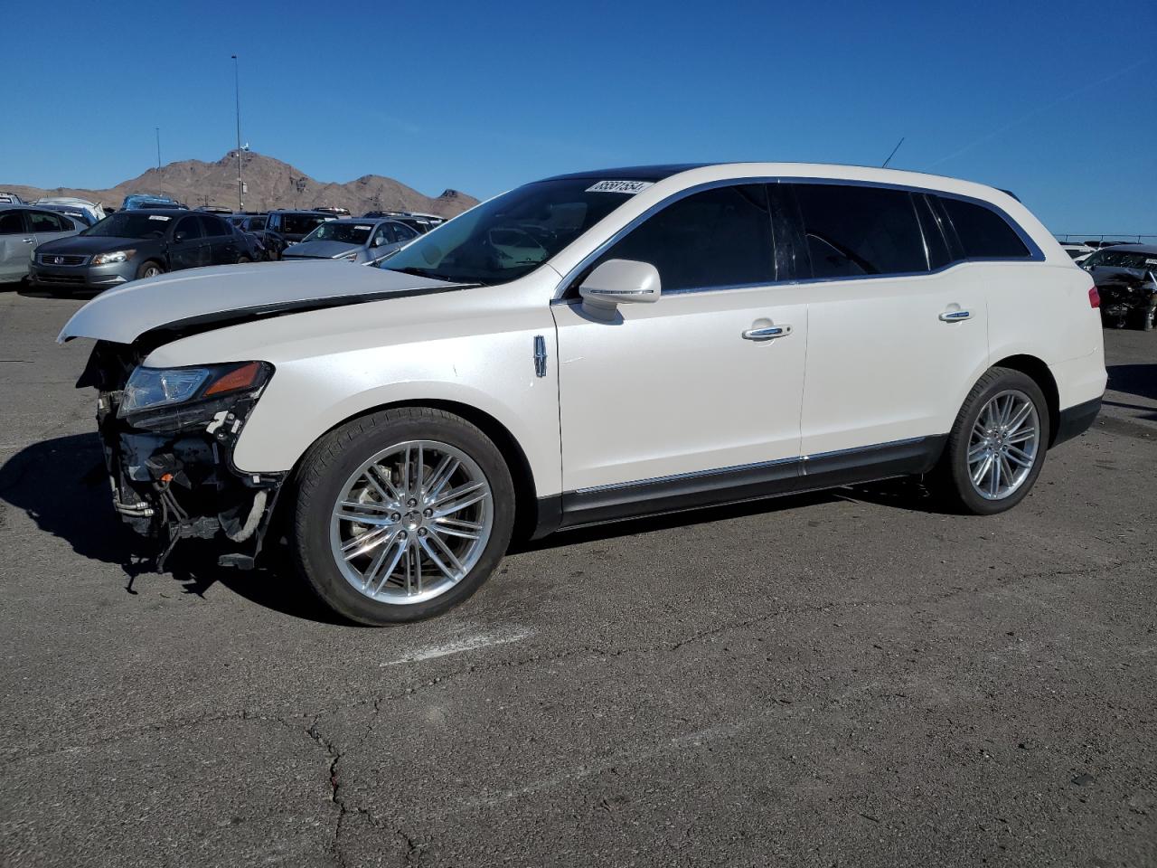 LINCOLN MKT 2016