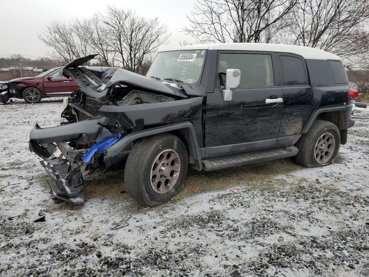 TOYOTA FJ CRUISER 2013