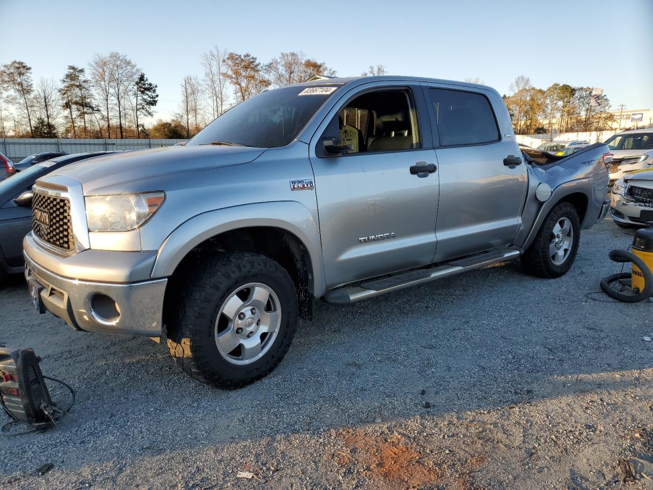 TOYOTA TUNDRA CRE 2010
