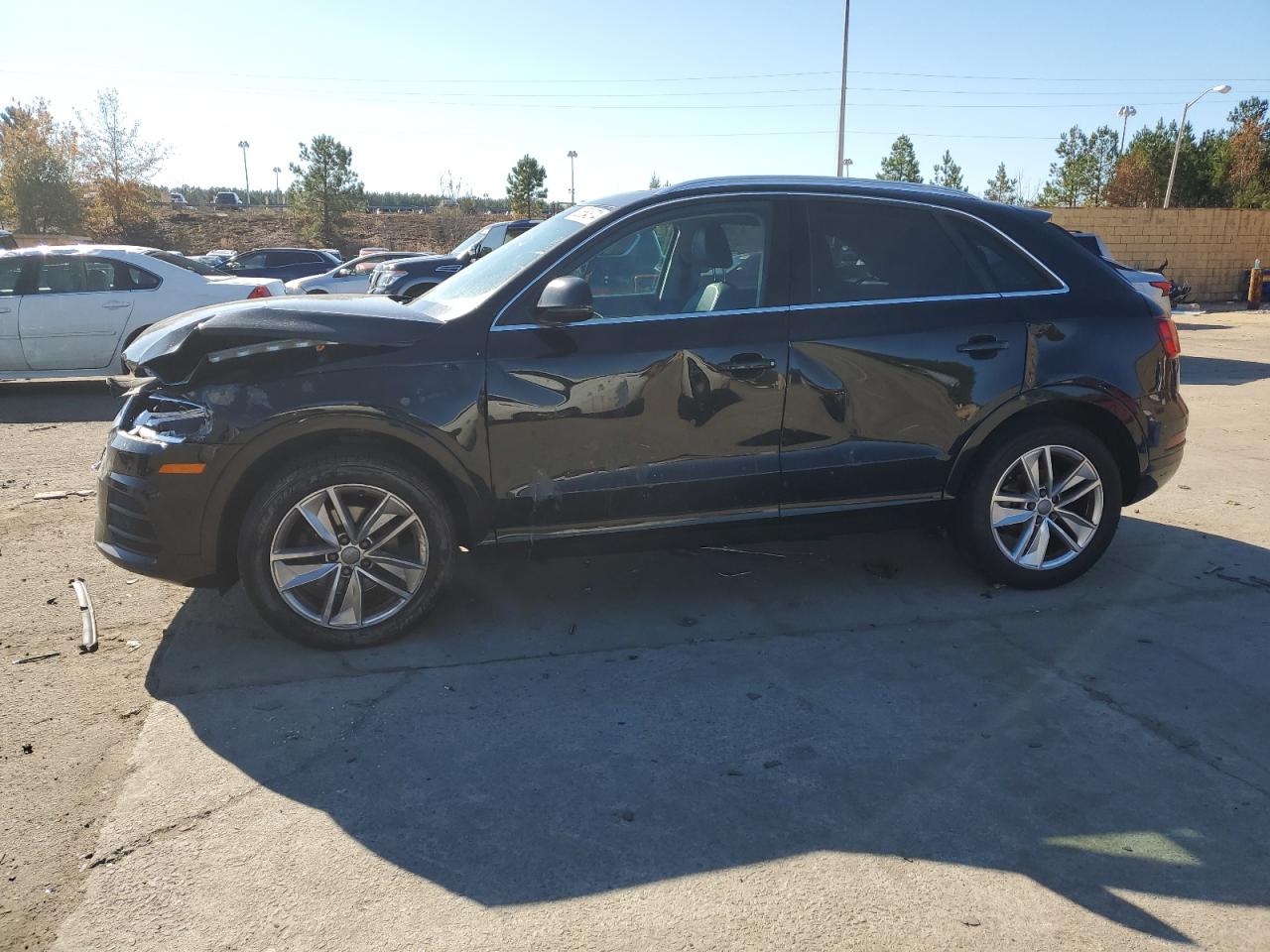 AUDI Q3 PREMIUM 2016