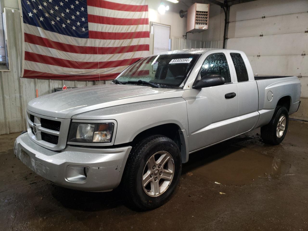 DODGE DAKOTA SLT 2011