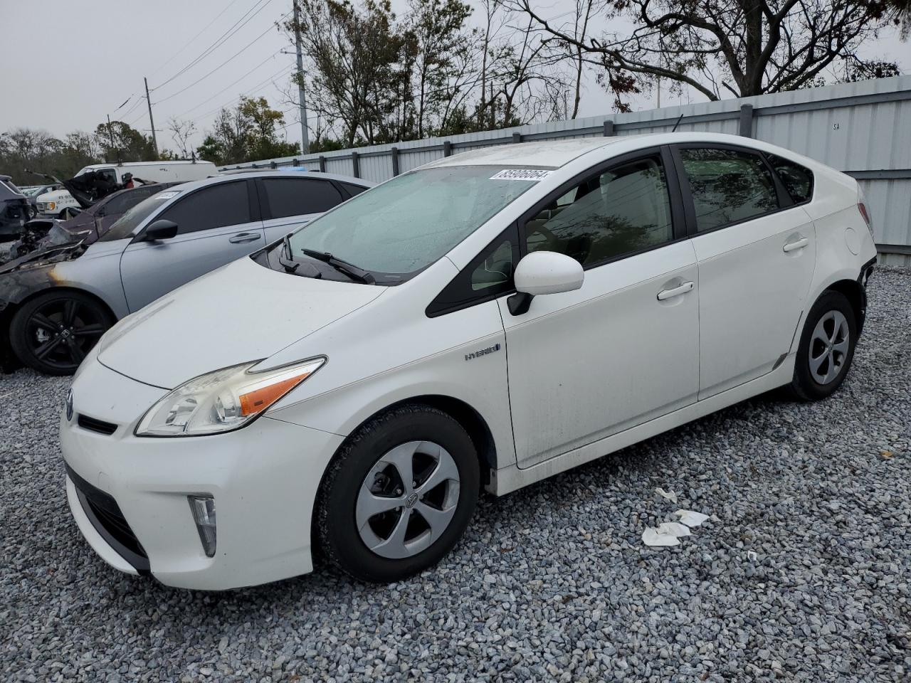 TOYOTA PRIUS 2014