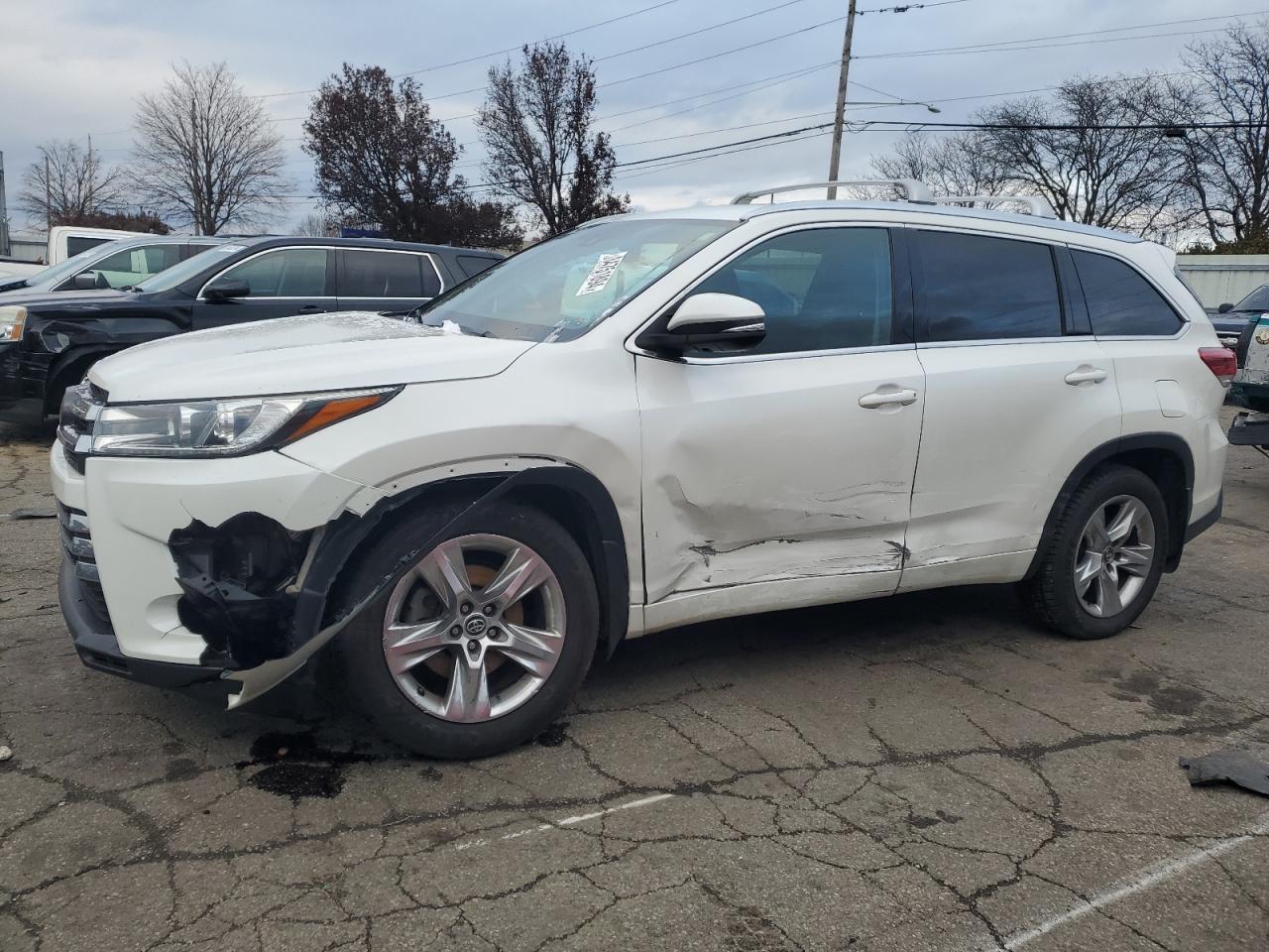 TOYOTA HIGHLANDER 2018