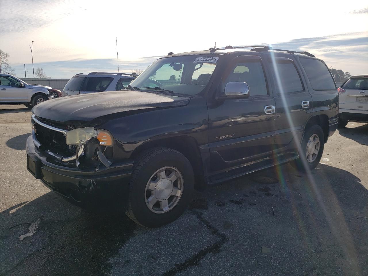 GMC YUKON DENA 2004