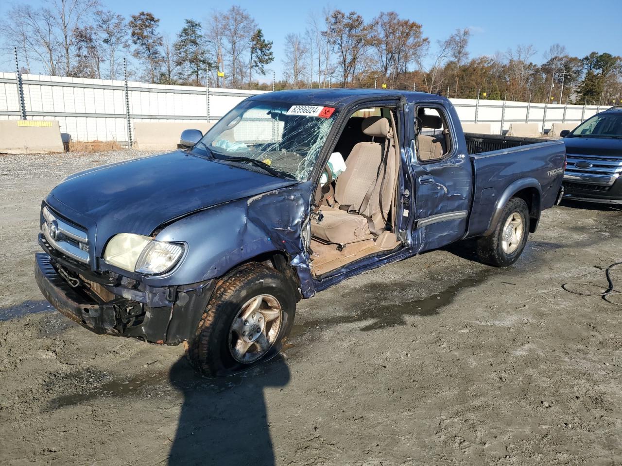 TOYOTA TUNDRA ACC 2004